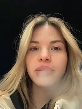 Snapshot of SMELLSEX chatting on October 2025 03:42:01 PM SMELLSEX online show from October 2025 03:42:01 PM