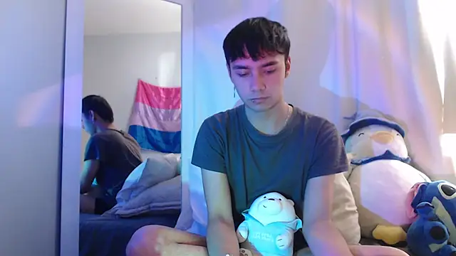 Snapshot of Noah_Blaze chatting on September 2025 10:13:01 PM Noah Blaze online show from September 2025 10:13:01 PM