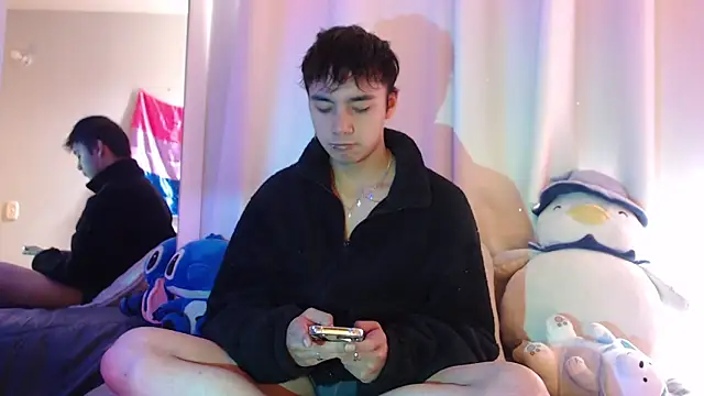 Snapshot of Noah_Blaze chatting on October 2025 05:43:02 PM Noah Blaze online show from October 2025 05:43:02 PM