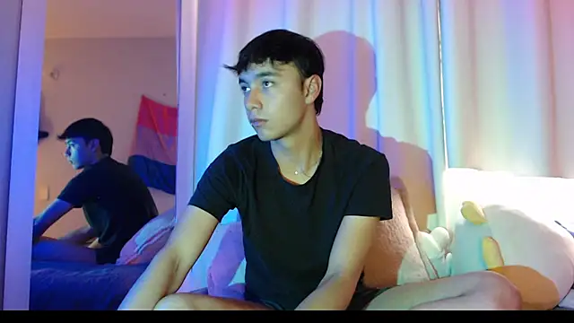 Snapshot of Noah_Blaze chatting on October 2025 09:13:01 PM Noah Blaze online show from October 2025 09:13:01 PM