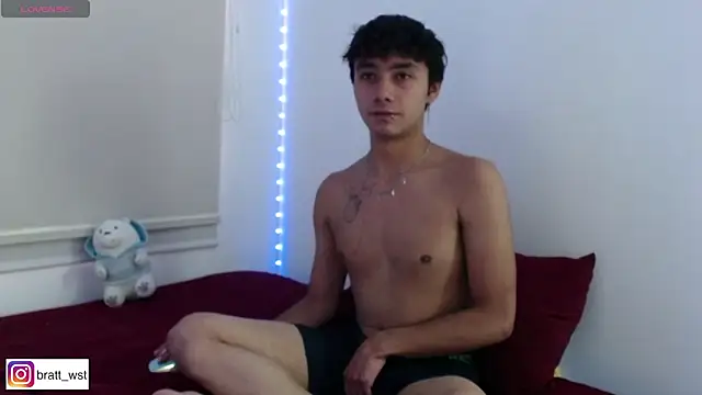 Snapshot of Noah_Blaze chatting on December 2025 09:42:01 PM Noah Blaze online show from December 2025 09:42:01 PM