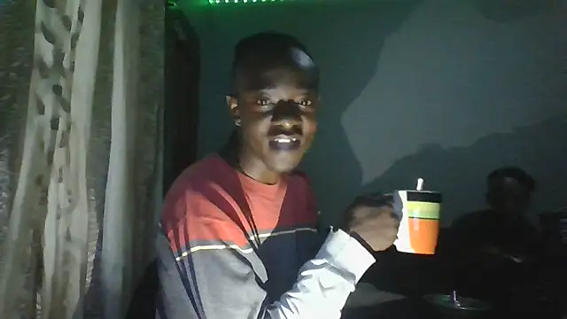 Nykho17 online show from November 2025 07:48:02 PM