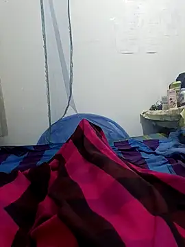 Snapshot of SHIFT1234 chatting on October 2025 05:14:01 PM SHIFT1234 online show from October 2025 05:14:01 PM