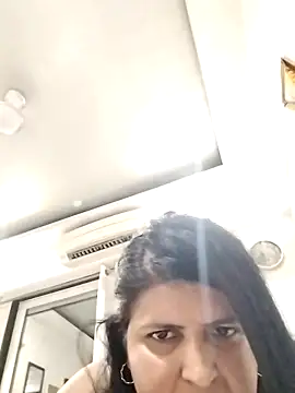 Jann Riya333 online show from May 2026 06:13:01 PM