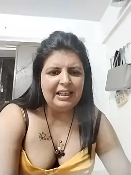 Snapshot of Jann_Riya333 chatting on June 2026 07:18:01 PM Jann Riya333 online show from June 2026 07:18:01 PM
