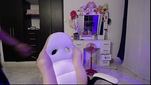 lanz nb online show from September 2025 04:49:02 AM