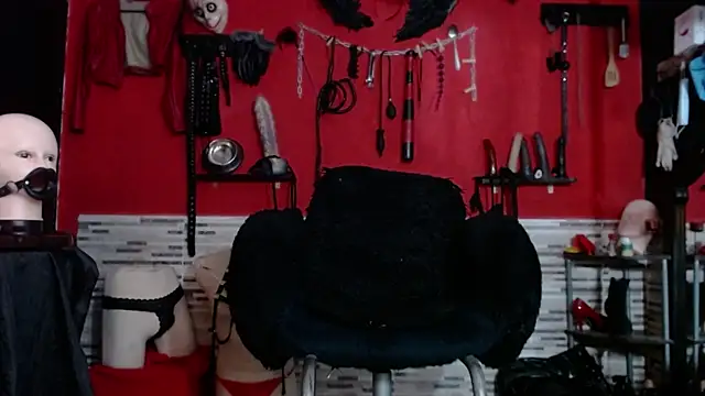 Miss Mirandaa online show from May 2026 04:37:01 PM