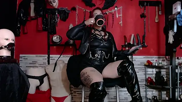 Miss Mirandaa online show from May 2026 11:55:02 PM