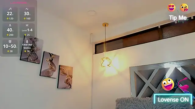 Snapshot of Candy_Hott7 chatting on October 2025 08:39:02 PM Candy Hott7 online show from October 2025 08:39:02 PM