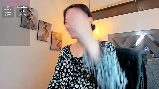 Snapshot of Candy_Hott7 chatting on October 2025 08:40:01 PM Candy Hott7 online show from October 2025 08:40:01 PM