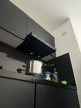 Miss-Jimena online show from October 2025 04:35:01 PM