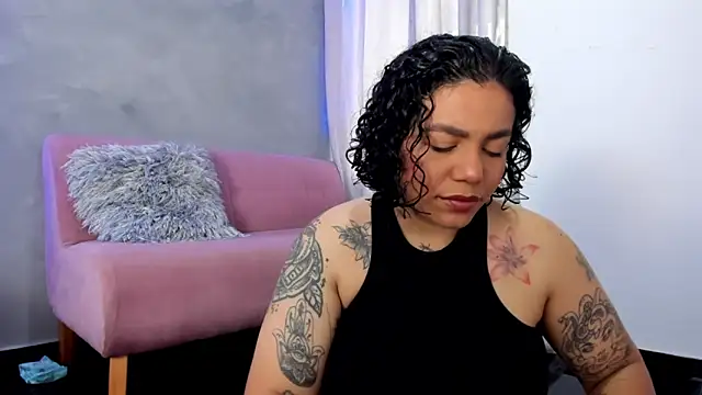 alexholyy online show from October 2025 01:12:01 PM