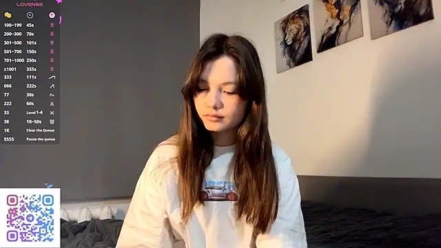 KiraVelvet online show from October 2025 02:15:01 PM