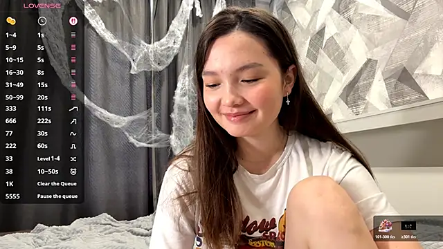 KiraVelvet online show from November 2025 09:11:01 AM