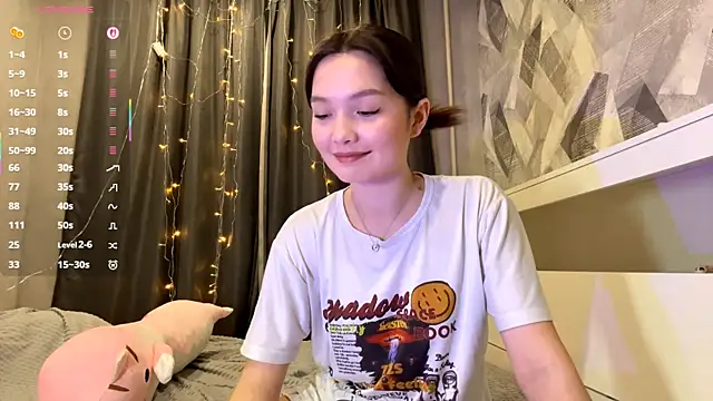 KiraVelvet online show from January 2026 04:31:02 PM