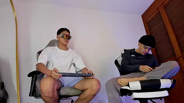 sotooliver3 online show from February 2026 06:59:02 PM