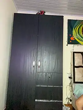 Nezuko-uWux online show from October 2025 07:48:01 AM