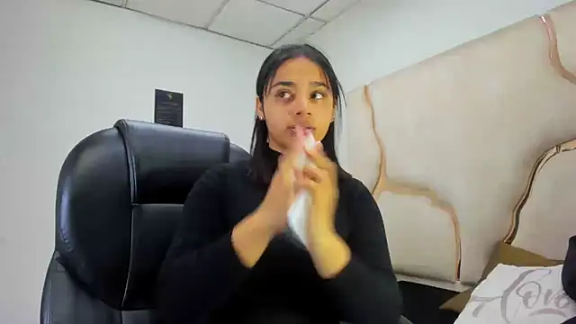 ScarletDoll online show from October 2025 02:45:01 AM