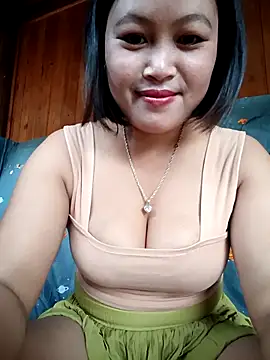 maycuc123 online show from October 2025 12:41:01 AM