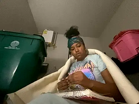 princesslivv online show from October 2025 08:22:02 PM