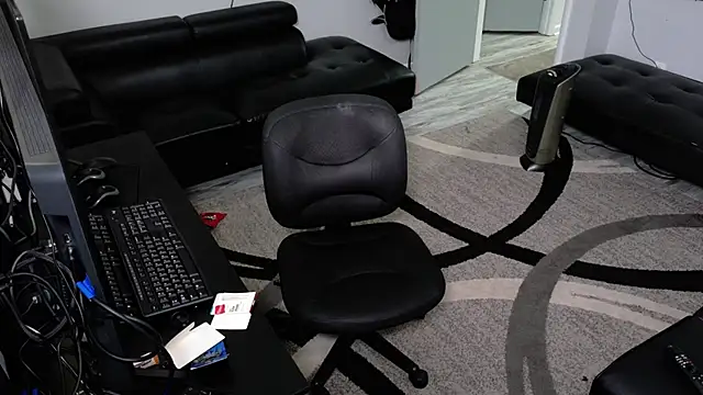 SLANGONDEMHOES online show from April 2026 03:25:02 PM