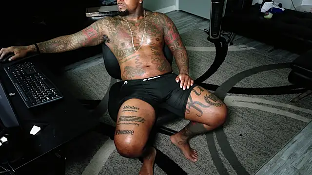 SLANGONDEMHOES online show from June 2026 01:26:01 PM