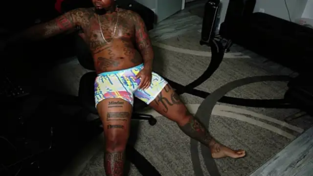 SLANGONDEMHOES online show from July 2026 02:21:01 PM