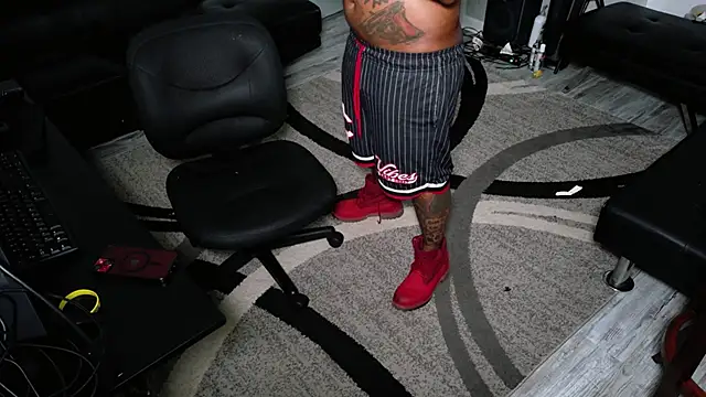 SLANGONDEMHOES online show from July 2026 04:16:01 PM