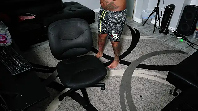 SLANGONDEMHOES online show from August 2026 01:30:02 AM