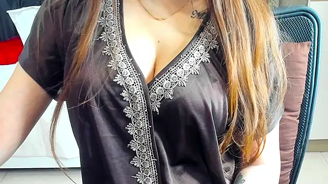 Snapshot of Shawtty_Girl chatting on October 2025 06:24:02 AM Shawtty Girl online show from October 2025 06:24:02 AM