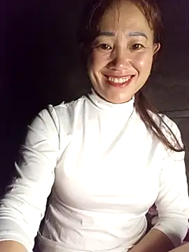 Snapshot of Fienjr chatting on October 2025 10:42:01 PM Fienjr online show from October 2025 10:42:01 PM