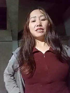 Snapshot of Fienjr chatting on December 2025 12:21:01 PM Fienjr online show from December 2025 12:21:01 PM