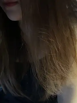 Hinne07 online show from December 2025 12:38:02 AM