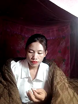 Snapshot of rubi_bae chatting on November 2025 04:01:02 AM rubi bae online show from November 2025 04:01:02 AM