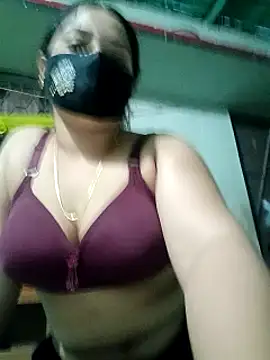 Nova Akter07 online show from October 2025 02:01:02 AM