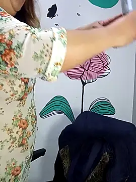 curvy diva  online show from September 2025 01:46:01 PM