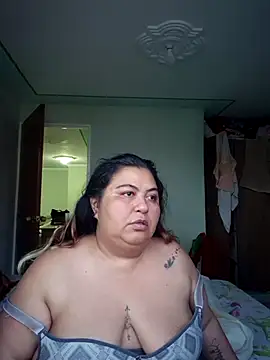 Snapshot of curvy_diva_ chatting on November 2025 10:31:01 PM curvy diva online show from November 2025 10:31:01 PM