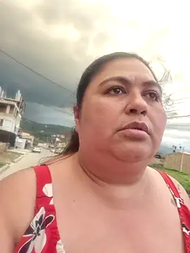 Snapshot of curvy_diva_ chatting on December 2025 10:28:02 PM curvy diva online show from December 2025 10:28:02 PM