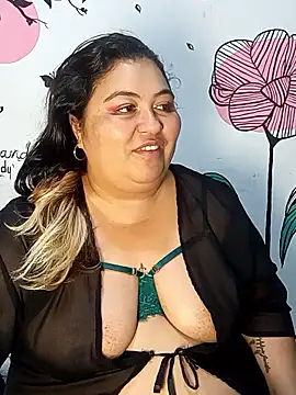 curvy diva  online show from January 2026 12:32:02 PM