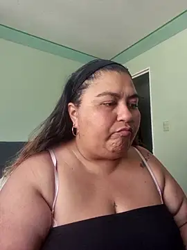 Snapshot of curvy_diva_ chatting on February 2026 07:24:02 PM curvy diva online show from February 2026 07:24:02 PM