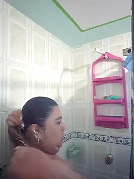 Snapshot of curvy_diva_ chatting on February 2026 11:21:01 AM curvy diva online show from February 2026 11:21:01 AM