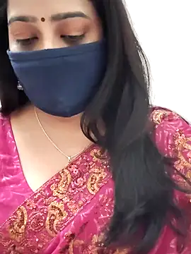 saritha29 online show from February 2026 05:47:02 PM