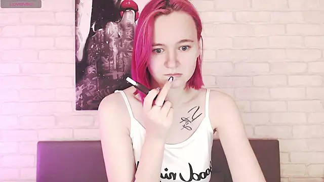 Ericha Stone online show from September 2025 01:28:02 AM