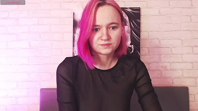 Ericha Stone online show from September 2025 01:53:02 AM