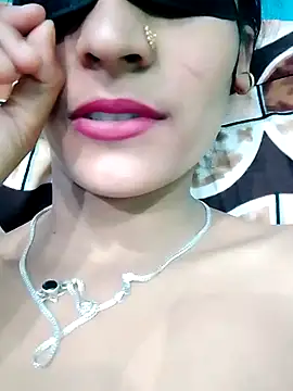 Snapshot of Pahadi_couple chatting on October 2025 04:48:02 AM Pahadi couple online show from October 2025 04:48:02 AM