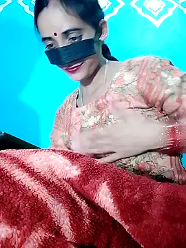 Snapshot of Pahadi_couple chatting on November 2025 05:29:01 AM Pahadi couple online show from November 2025 05:29:01 AM