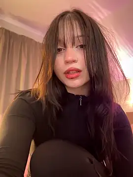 Snapshot of YourLittleDevil chatting on October 2025 01:20:01 PM YourLittleDevil online show from October 2025 01:20:01 PM