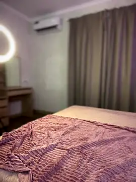 Snapshot of YourLittleDevil chatting on October 2025 01:12:01 PM YourLittleDevil online show from October 2025 01:12:01 PM