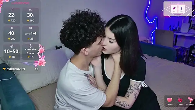 Alice18James online show from October 2025 04:26:02 PM