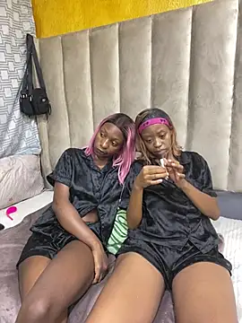 Snapshot of SexyPetitex25 chatting on March 2026 07:47:02 PM SexyPetitex25 online show from March 2026 07:47:02 PM